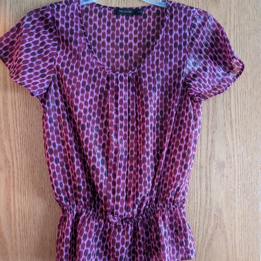 Magenta top